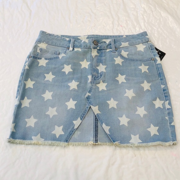 . Dresses & Skirts - Denim Jean Mini Skirt STARS***Size 27 $145